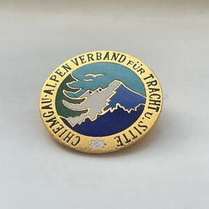 German Traditional Folk Dancing Association Enamel Pin Chiemgau Alpine Assoc.